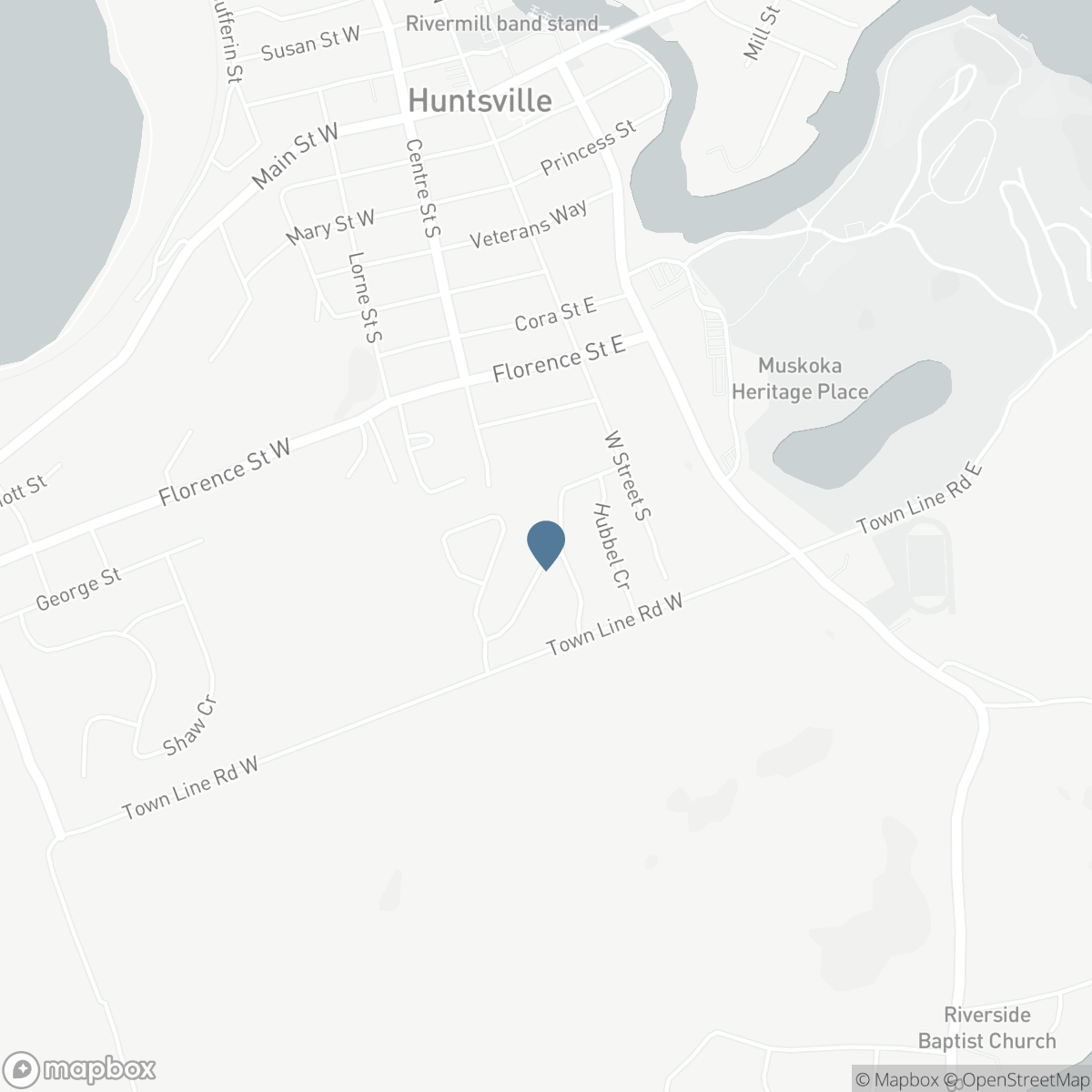 1 CRESTVIEW DRIVE, Huntsville, Ontario P1H 1S8